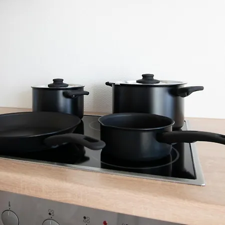 Tolstov - Monteurwohnung - 3 Schlafzimmer - Esszimmer - Kueche - Waschmaschine - 25 Min Zur Messe Dus Apartment Heiligenhaus